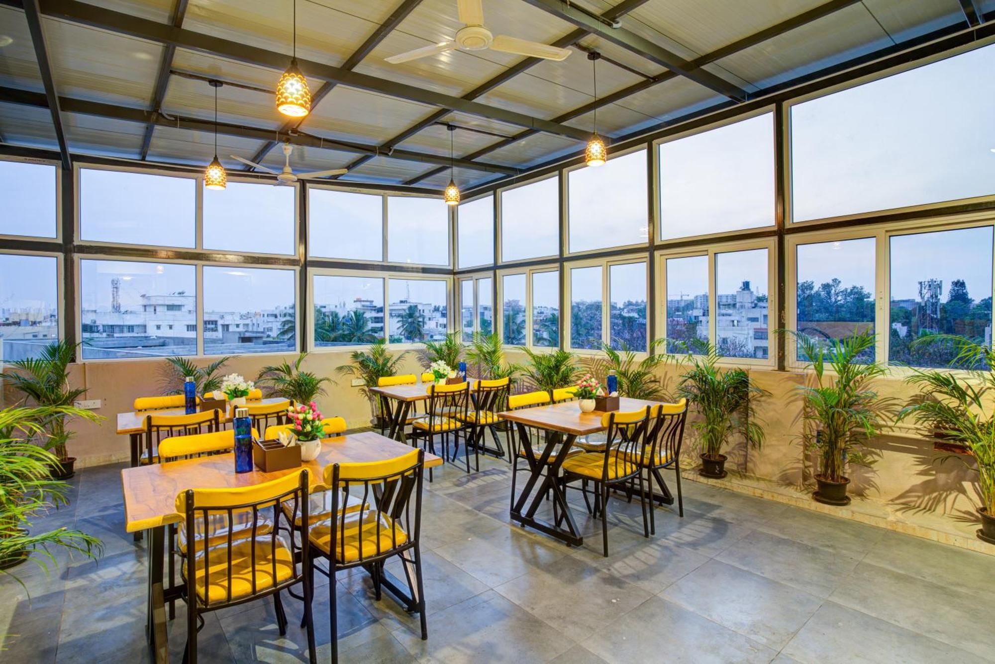 Meet Me At Hotel Bangalore